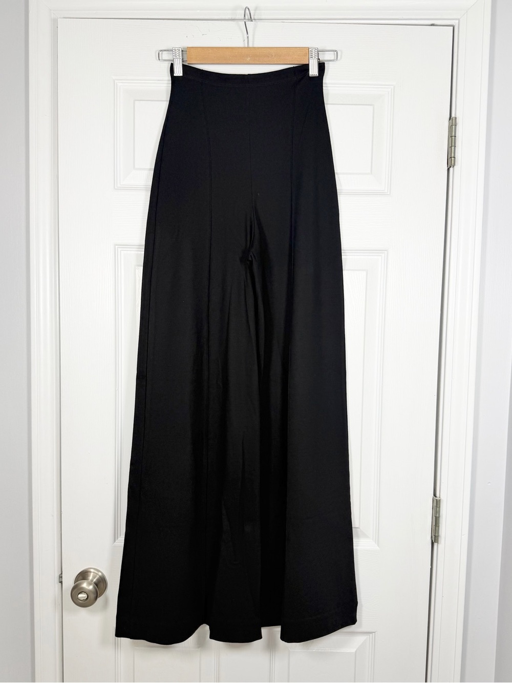Ripley Rader Size 2 (S) • Wide Leg Pants Black Pintuck High Rise Trousers.